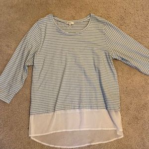 Tyler Boe top in size XL.